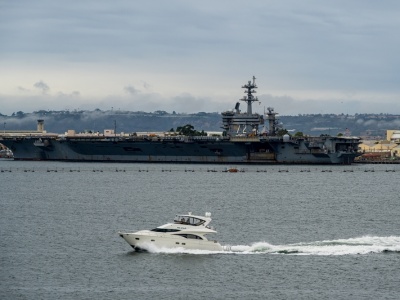 USA zestrzeliwują irański dron w pobliżu lotniskowca