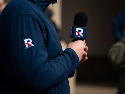 Funkcjonariusz SOP kierował groźby pod adresem dziennikarza. Chodzi o redaktora TV Republika?