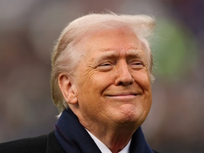 4,5 metra wysokości, brąz i złoto. Pomnik Trumpa stanie na Florydzie