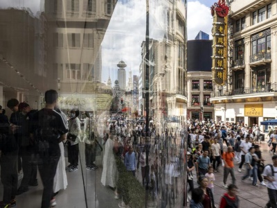 Usługi w Chinach przyspieszają. Styczniowy PMI sygnalizuje ostrożne ożywienie