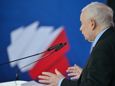 PiS zaciąga ręczny w sprawie Trumpa. Ale nie wszyscy się słuchają. 