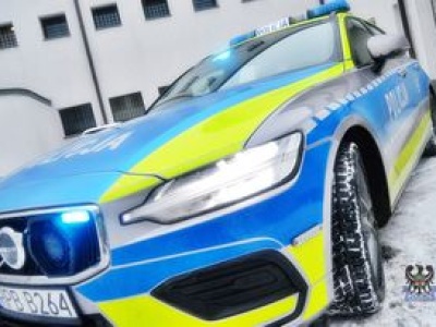 Nowa marka radiowozów. Mają usunięte limitery prędkości