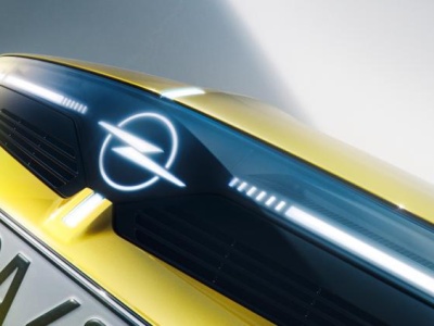 Nowy Opel Astra 2026 wjeżdża do Polski. Zaskakujący cennik i 