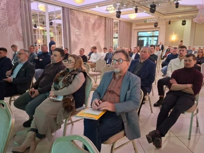 Kryzys na rynku mleka. Sprawdzone sposoby na opłacalną produkcję