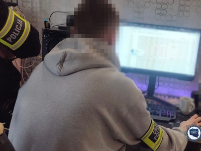 Stworzył botnet i atakował strony z całego świata