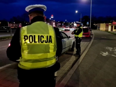 Pijany i z dożywotnim zakazem prowadzenia pojazdów zatrzymany podczas kontroli