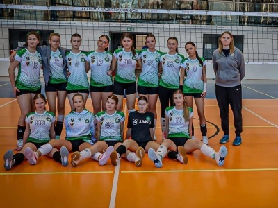 Młode biało-zielone drugie w Wałbrzychu