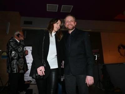 Żona znanego aktora w aktach Epsteina. Jest oświadczenie