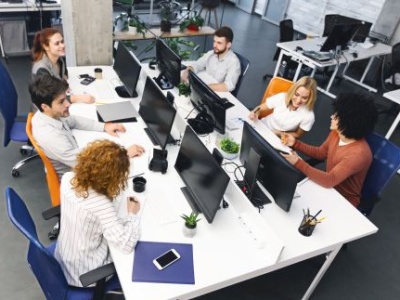 Specjaliści IT otrzymali średnio 12 zaproszeń do rekrutacji