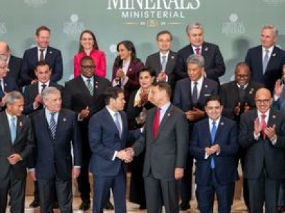 USA, UE i Japonia mają zawrzeć ważne porozumienie. Sikorski tuż obok Rubio