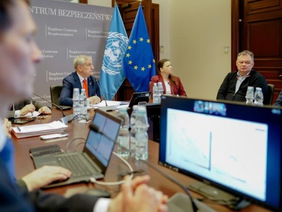 RCB. Ekstremalne warunki pogodowe. Marznący deszcz i gołoledź