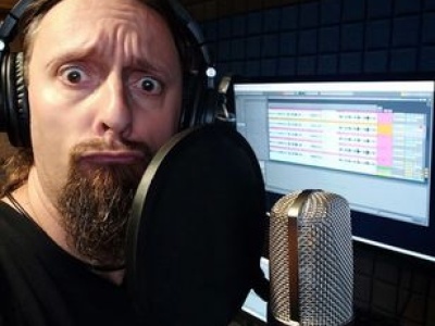 Żyje muzyką i doświadcza jej całym sobą. Jak zaczynał muzyk Krystian 