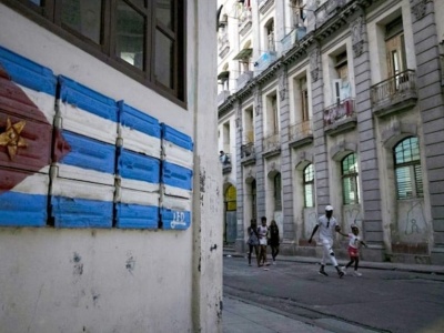 Nowe ostrzeżenia dla Kanadyjczyków dotyczących podróży na Kubę