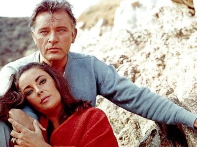 Legenda wiecznych kochanków. Spotkali się na planie i nie mogli przestać się całować