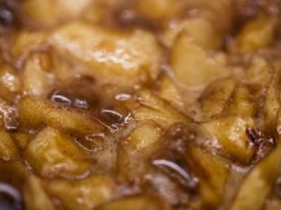 Wielu sypie do szarlotki. Mało kto zastanawia się, jak faktycznie działa