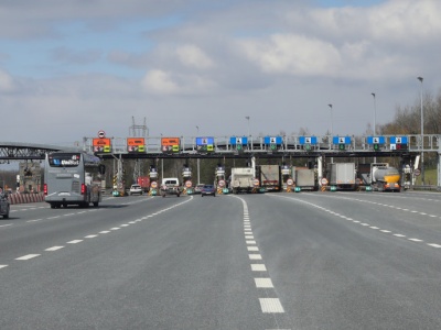 Nowe odcinki płatnych dróg. Posypią się kary
