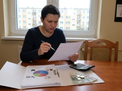 Płacisz za mieszkanie w bloku, czyli… za co dokładnie? Czynsz skrywa sporo kosztów