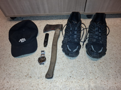 Rozbój z siekierą na Grunwaldzie. Policjanci zatrzymali dwóch nastoletnich sprawców