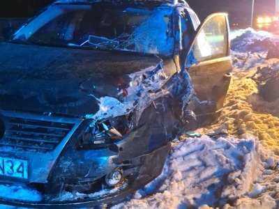 Zderzenie osobówki z ciężarówką niedaleko Grudziądza. Kierowca w szpitalu