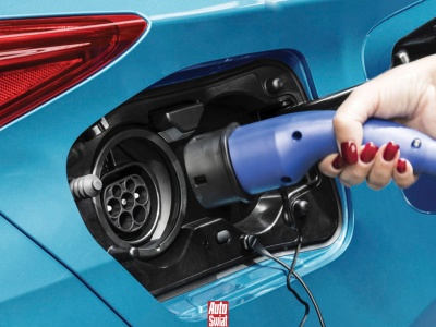 ADAC przebadał hybrydy plug-in. Już wiadomo, ile zużywają paliwa i prądu. To się opłaca?