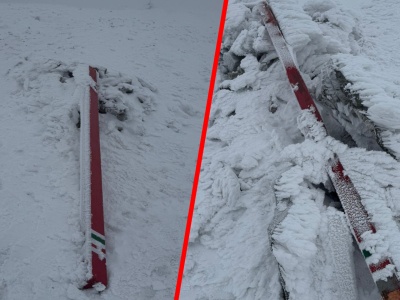 Oznakowanie szlaku w Beskidach zdewastowane. 