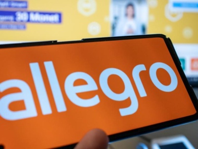 Nawet 1200 zł od PKO BP za zakupy na Allegro. Wystarczy parę klików w telefonie