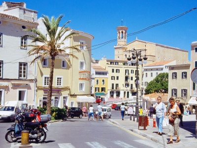 Baleary z rekordowymi przychodami z turystyki mimo spadku liczby noclegów