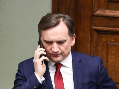 Ziobro zakpił z policji. Telefon na żywo w programie