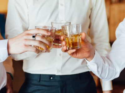 84 proc. dorosłych Polaków pije alkohol. Rząd ma plan, by to ukrócić