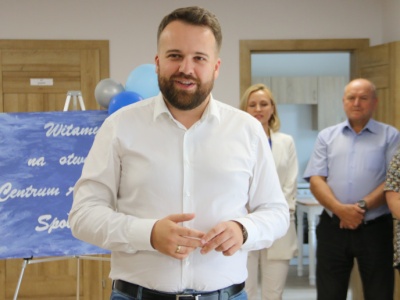 Materek, Piech i długo, długo nikt. Dwaj prezydenci rządzą polskimi mediami społecznościowymi