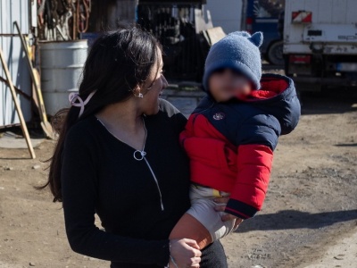 Jak żyją romskie kobiety w Polsce? Pojechałam do ich wsi. 