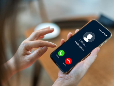 Odrzucasz połączenie i myślisz, że masz spokój? Tak nie uwolnisz się od spamu