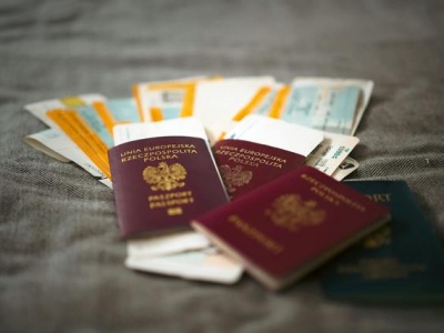 Droższe bilety lotnicze? Rząd planuje nową opłatę dla pasażerów