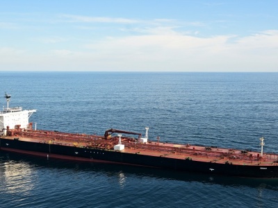 Okręty z rosyjską ropą krążą po oceanie. Kreml pod coraz większą presją