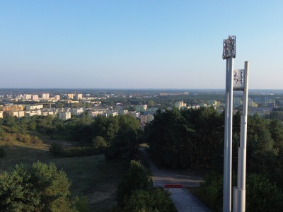 Rusza proces naprawy pomnika w Dolinie Śmierci. Na razie prace dokumentacyjne