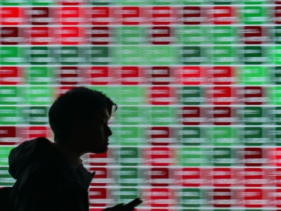 Rekordowe wzrosty na giełdzie w Tokio po zwycięstwie Takaichi. Jen umacnia się, rynek długu odzyskuje równowagę