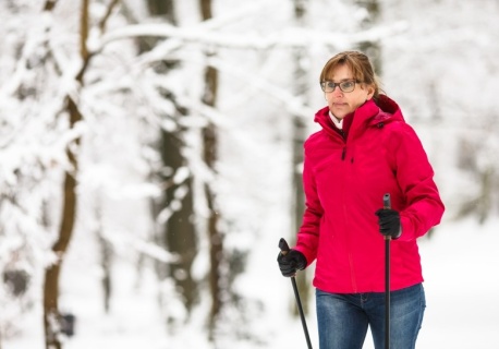 ​Tyle musisz spacerować, by spalić 1 pączka. Zaplanuj aktywność na czwartek