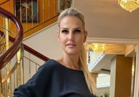 Dominika Tajner pokazała, jak wygląda jej brzuch po trzech miesiącach od OPERACJI PLASTYCZNEJ. 