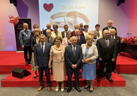 Jedenaście par z Ostrowca świętowało Złote i Szmaragdowe Gody