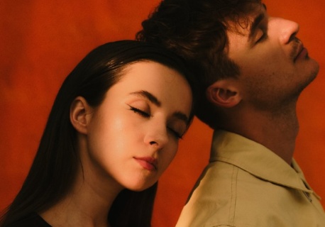 KWIAT JABŁONI – Przesilenie