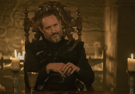 Książe Baleor uratował Dunka. Dlaczego ten Targaryen ma czarne włosy?