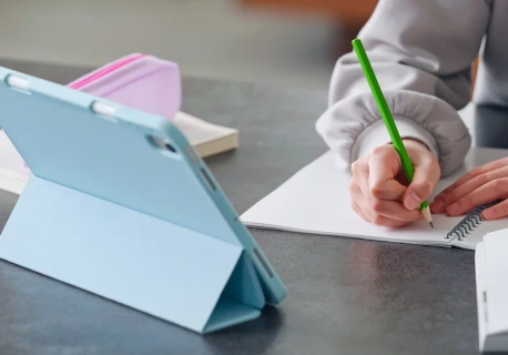 AI jako nowy alfabet. Szkoły nie nadążają za zmianami? Eksperci biją na alarm