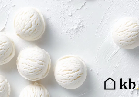 To kolor roku 2026 we wnętrzach. Cloud Dancer podbija polskie mieszkania