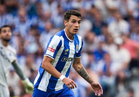 Jakub Kiwior doznał kontuzji w wielkim hicie! Grymas bólu na twarzy Polaka