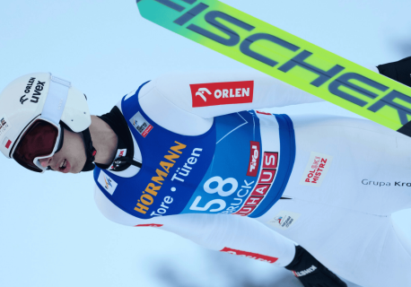 Na jaw wyszła zdumiewająca prawda o Kacprze Tomasiaku. Niesłychane, czym zajmuje się, gdy zdejmuje narty