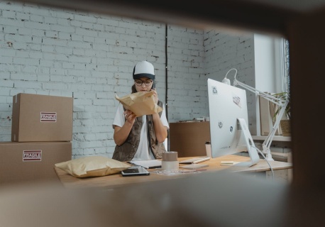 FedEx skupuje InPost za 15,60 euro za akcję. Brzoska miał rację, że rynek go nie docenia