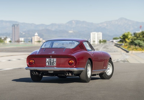 Jedno z najlepiej zachowanych 275 GTB/4 trafi pod młotek 14 lutego 2026 roku