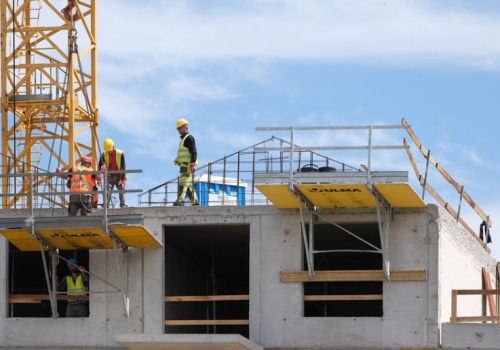 Chętnych jest więcej niż dostępnych mieszkań. U dewelopera byłoby znacznie drożej