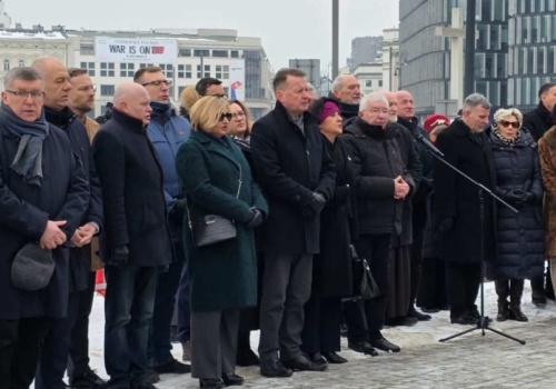 Awantura na miesięcznicy smoleńskiej... inna niż zwykle. Zabrakło Kaczyńskiego