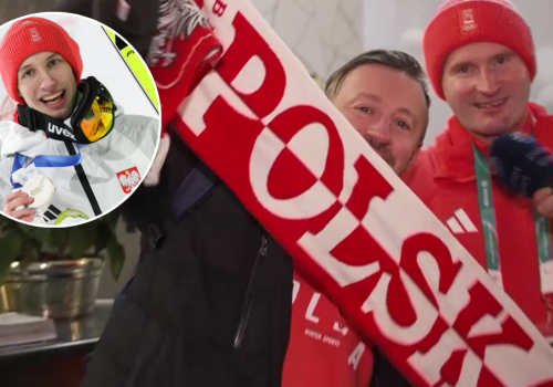 Małysz w szampańskim nastroju po medalu Tomasiaka! Przerwał wywiad Maciusiaka